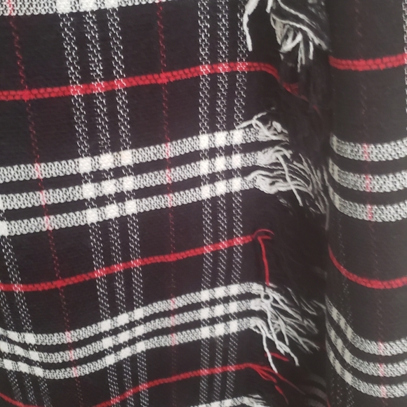 J London 🎁 Gorgeous Skirt - Picture 4 of 4